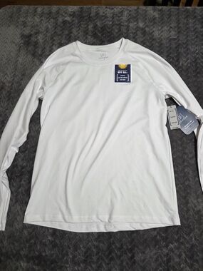 George Men’s White Long-Sleeve UPF 50+ Sun Shirt